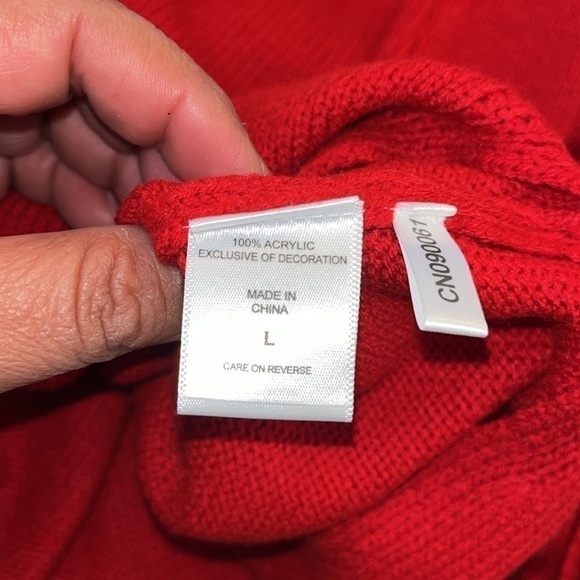 New York & Company red bear holiday oversized Christmas sweater Large - Picture 7 of 7